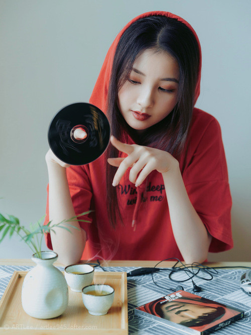 菲律宾女篮在亚洲锦标赛中夺冠，篮球运动再升温